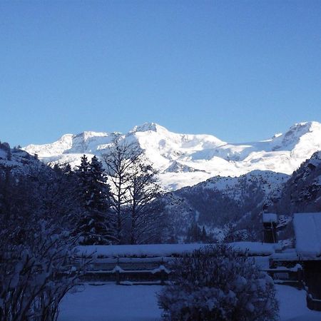 Hotel Villa Tedaldi Gressoney-Saint-Jean Exterior photo
