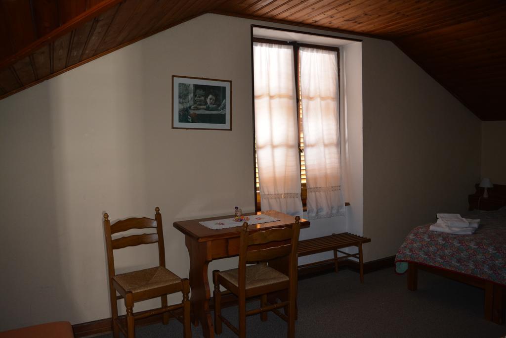 Hotel Villa Tedaldi Gressoney-Saint-Jean Exterior photo